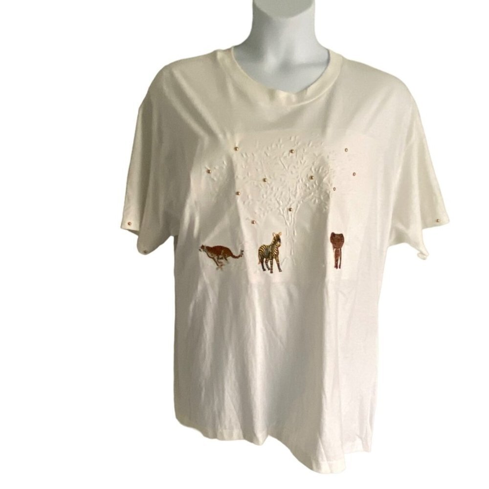 P.G.B. White Top with Animals Zebra, Giraffe, Cheetah, Gold Studs Women's 1X